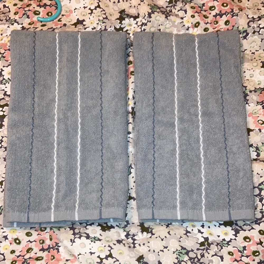 Jennifer Adam’s Gray Hand Towel Bundle